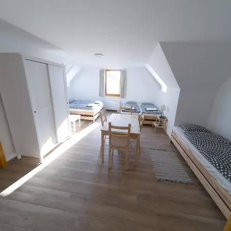 Kun Pista Vendeghaz Iii Maison d'hôtes *