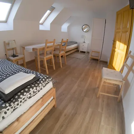 Kun Pista Vendeghaz Iii Vertesboglar