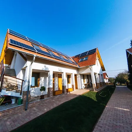 Kun Pista Vendeghaz Iii Vertesboglar