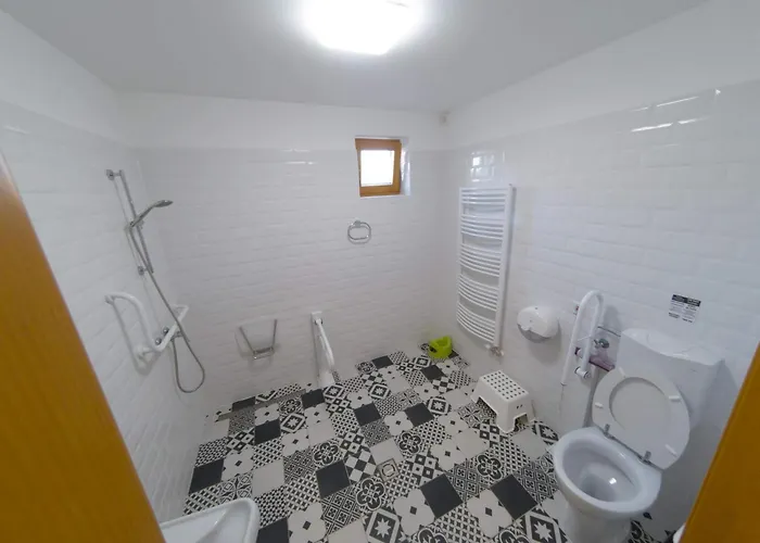 Kun Pista Vendeghaz Iii Гостевой дом 3*